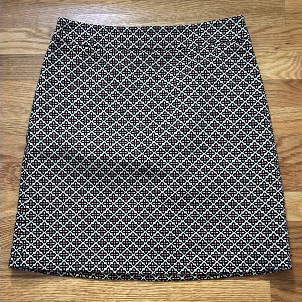 Ann Taylor Black and White Patterned Pencil Skirt